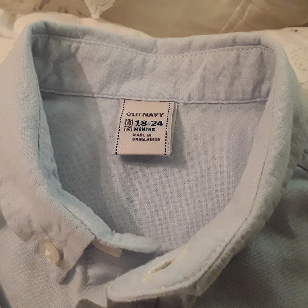 LOT OF 4  DESIGNER TODDLERS SHIRTS 18 - 24 MONTHS - Picture 7 of 8